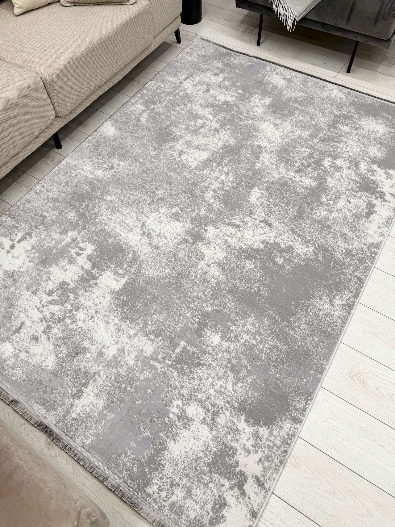 Ковер Лайла (LAYLA) 240х340 UK97C - LIGHT GRAY